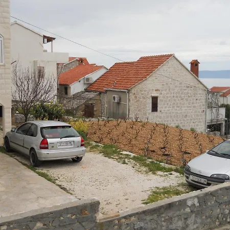 With A Parking Space Bol, Brac - 2890