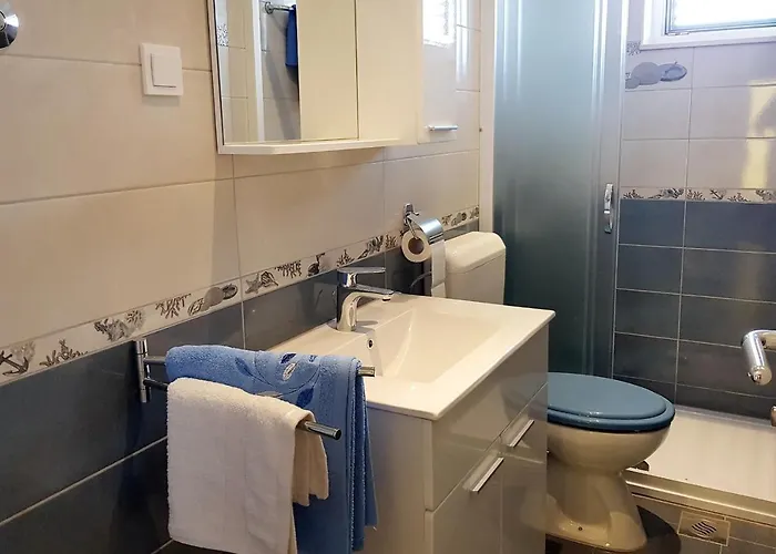 With Parking Space Bol, Brac - 2890 Apartman Bol